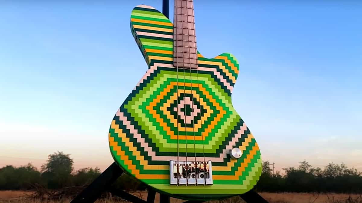 LEGO Bass